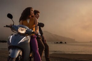 Conheça a nova Honda Biz 125 2025! Com design moderno, freios práticos e entrada USB-C, é a moto perfeita para quem busca estilo e funcionalidade. Agende um test ride e descubra mais!