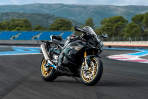 Concessionária Honda Kaito Motos Ivaiporã | Motos Honda 0 KM é na Honda Kaito Motos de Ivaiporã , conheça mais CBR 1000RR-R FIREBLADE SP 30 anos nunca passaram tão rápido.