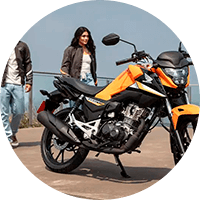 A CG 160 Titan 2025 chegou cheia de estilo, robustez e tecnologia! Com um design pensado para você, ela oferece novas cores: Vermelho, Preto e Laranja. Sinta a emoção de dominar a cidade com a sua CG Titan!