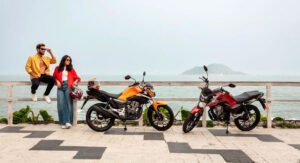 A CG 160 Titan 2025 chegou cheia de estilo, robustez e tecnologia! Com um design pensado para você, ela oferece novas cores: Vermelho, Preto e Laranja. Sinta a emoção de dominar a cidade com a sua CG Titan!