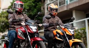 A CG 160 Titan 2025 chegou cheia de estilo, robustez e tecnologia! Com um design pensado para você, ela oferece novas cores: Vermelho, Preto e Laranja. Sinta a emoção de dominar a cidade com a sua CG Titan!