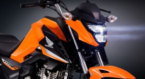 A CG 160 Titan 2025 chegou cheia de estilo, robustez e tecnologia! Com um design pensado para você, ela oferece novas cores: Vermelho, Preto e Laranja. Sinta a emoção de dominar a cidade com a sua CG Titan!