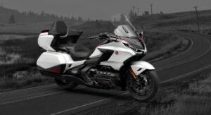 Concessionária Honda Kaito Motos Ivaiporã | Motos Honda 0 KM é na Kaito Moto de Ivaiporã, conheça mais da GL 1800 Gold Wing Tour A MELHOR NO MUNDO DAS DUAS RODAS. Descubra o que está além.